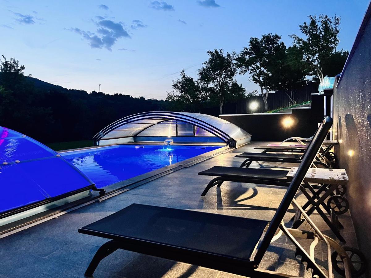 Diamond Hill Villa